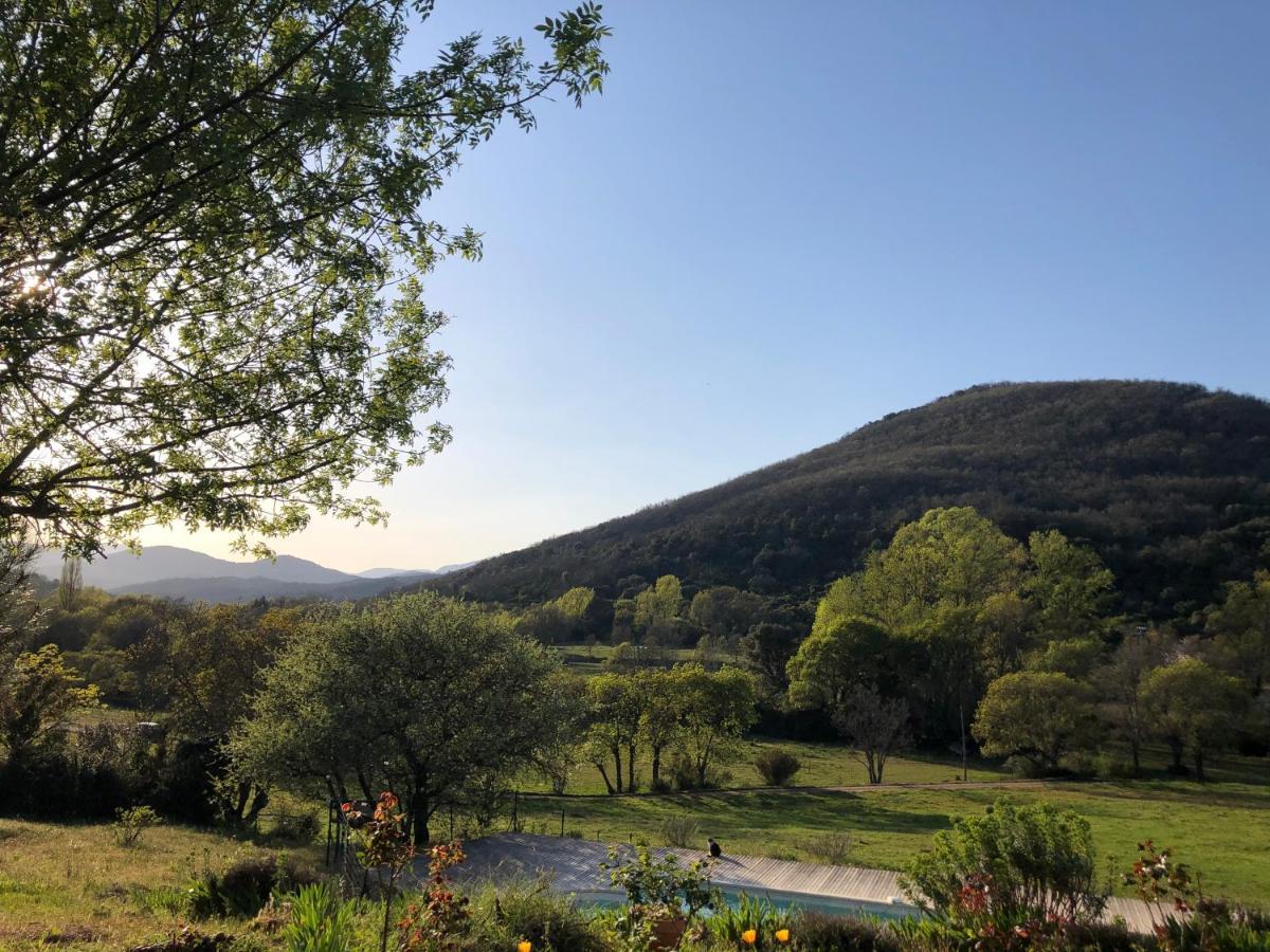 Domaine De Montbarri Bed & Breakfast La Tour-sur-Orb Exterior photo